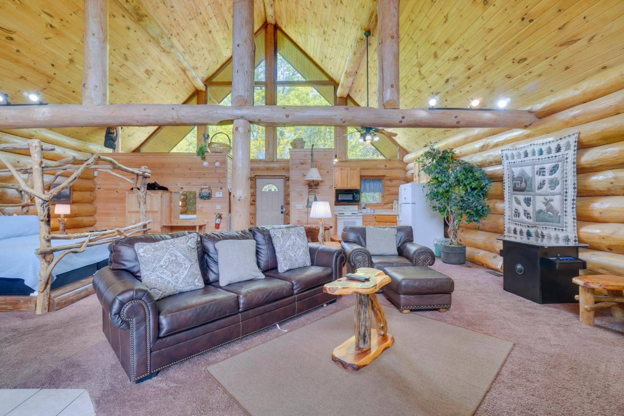 Gatlinburg Cabin With Hot Tub About 11 Miles To Downtown Exterior photo