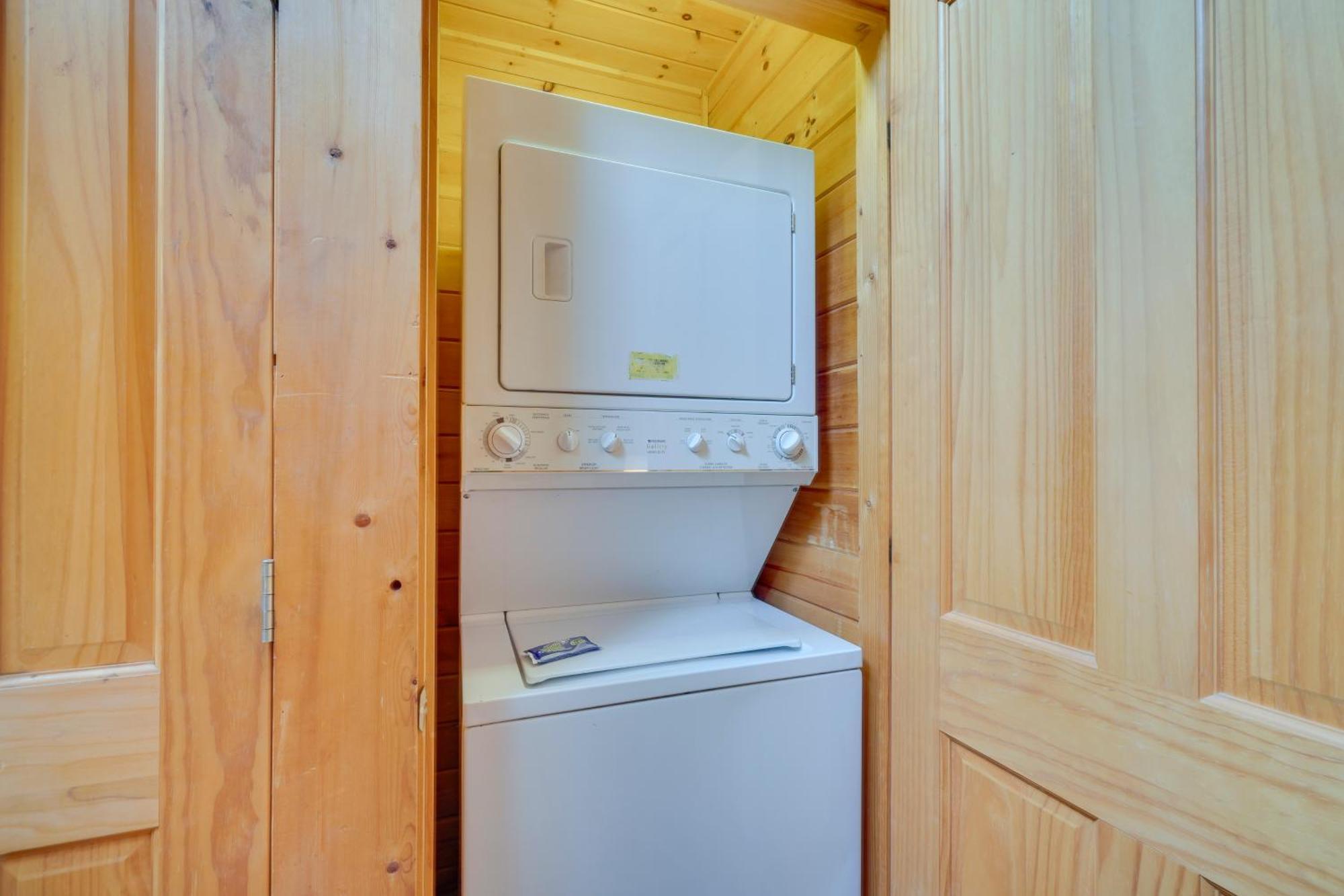 Gatlinburg Cabin With Hot Tub About 11 Miles To Downtown Exterior photo