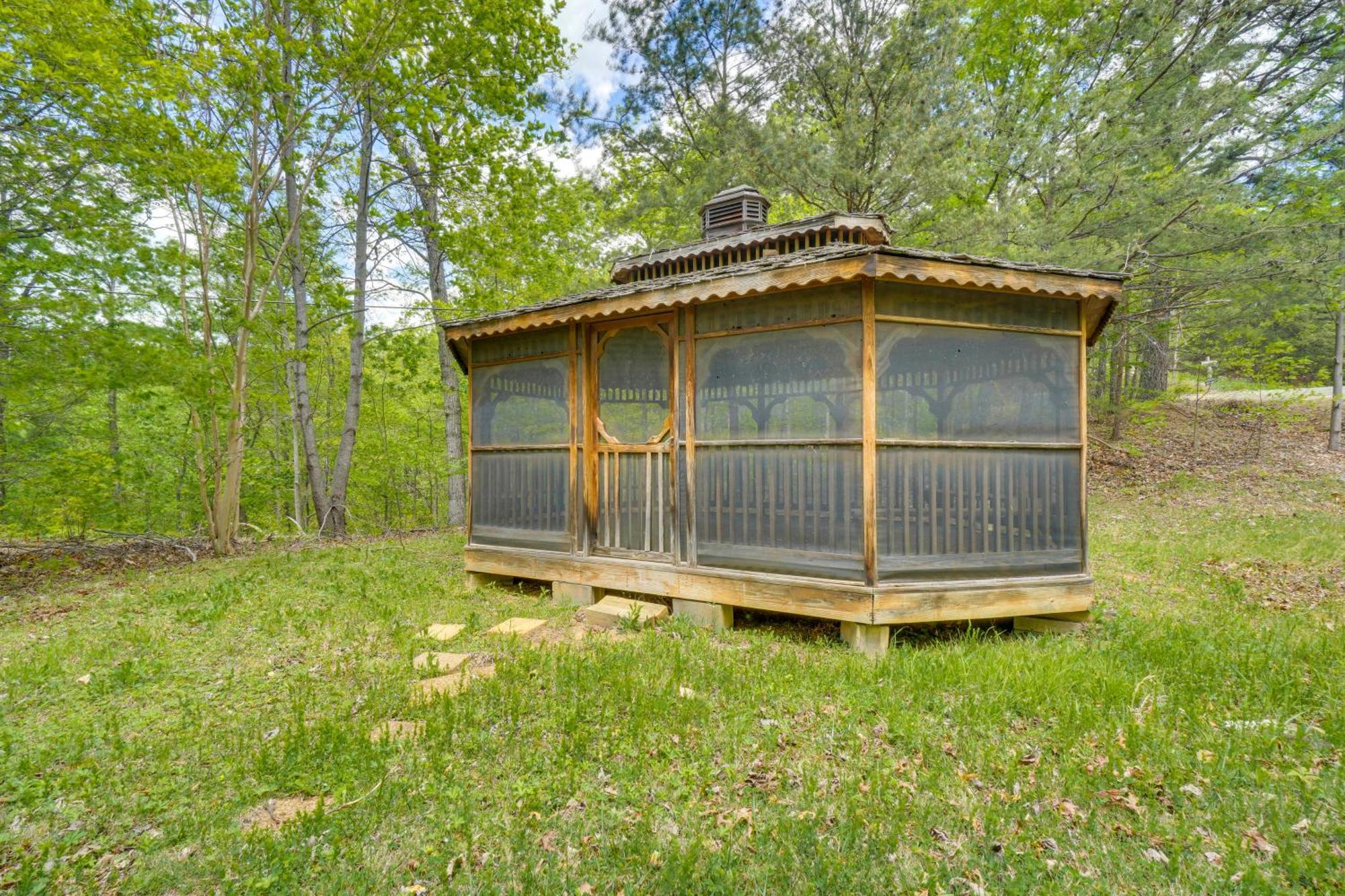 Gatlinburg Cabin With Hot Tub About 11 Miles To Downtown Exterior photo
